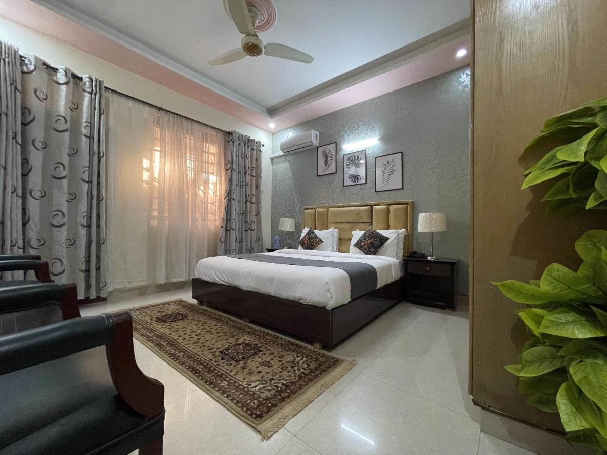 Umda Horizon Hotel Исламабад Екстериор снимка