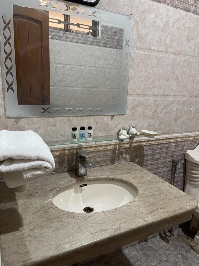 Umda Horizon Hotel Исламабад Екстериор снимка