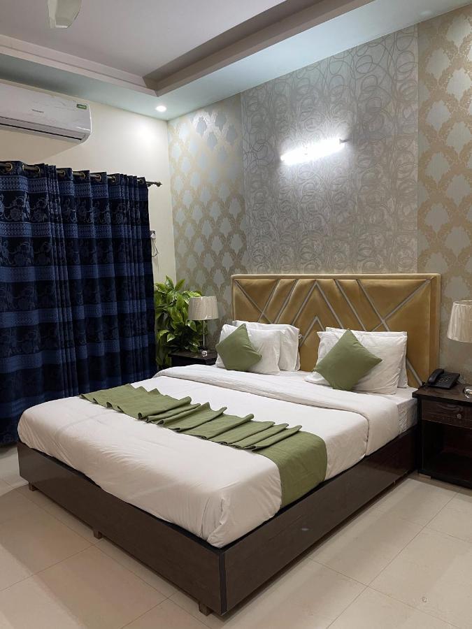 Umda Horizon Hotel Исламабад Екстериор снимка
